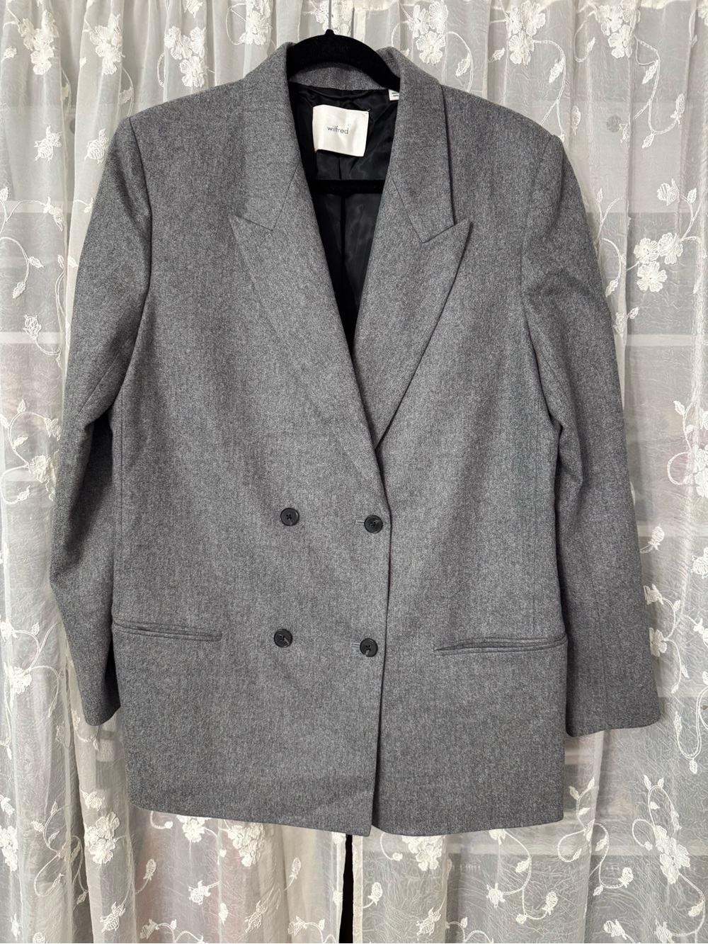 Wilfred “New Destiny” Blazer - Gray Double-Breasted